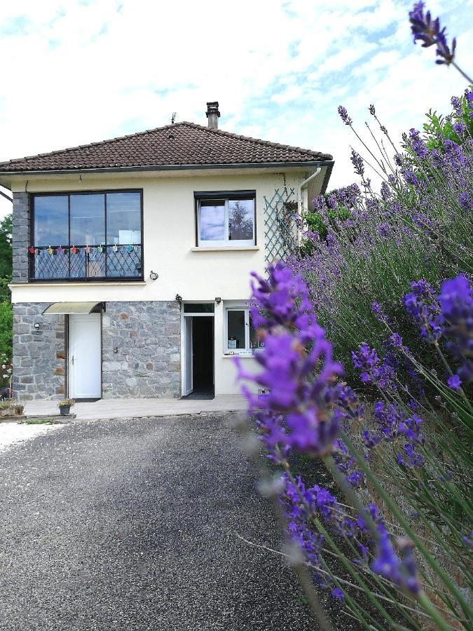 Du Coq A L'Ame Bed & Breakfast Naves  Exterior photo